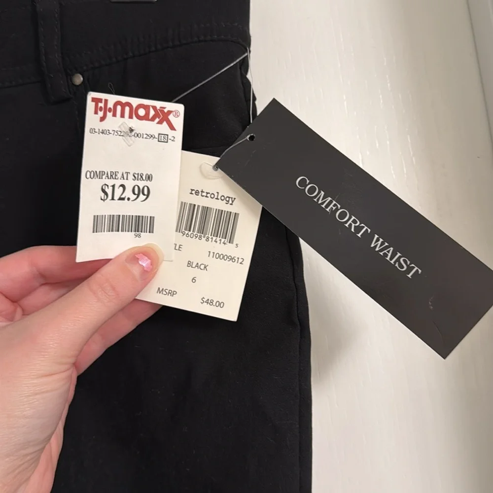 Black Capri Pants with Comfort Waist - Picture 3 of 5